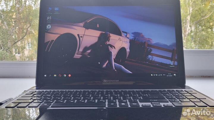 Игровой ноутбук 4 ядра/ A8/озу 8/2 видеокарты