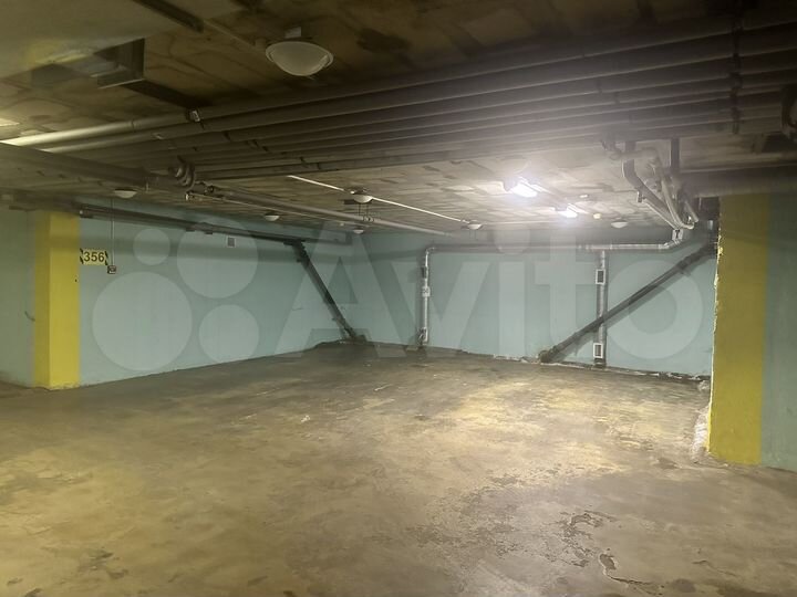 Машиноместо