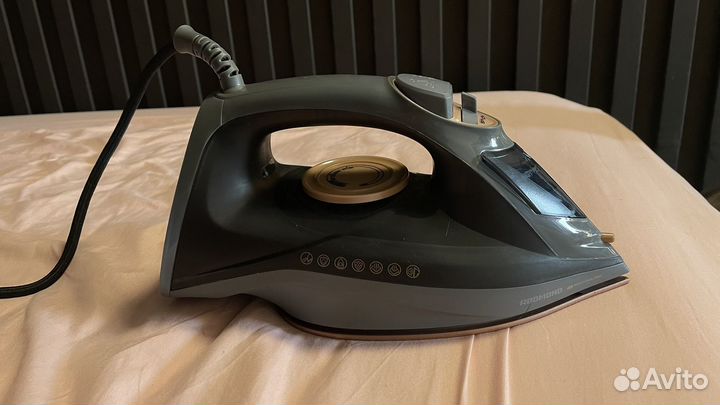 Утюг redmond