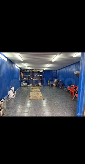 Гараж, > 30 м²