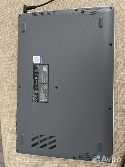 Ноутбук asus
