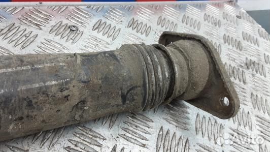 Амортизатор задней балки hyundai IX35 1 (2NT06LX02