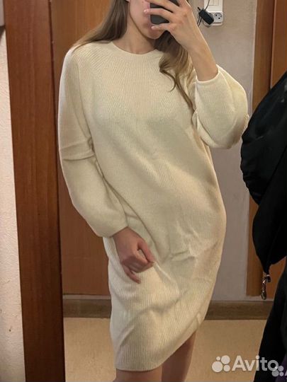 Платье шерстяное uniqlo