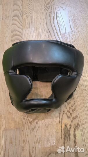 Боксерский шлем закрытый