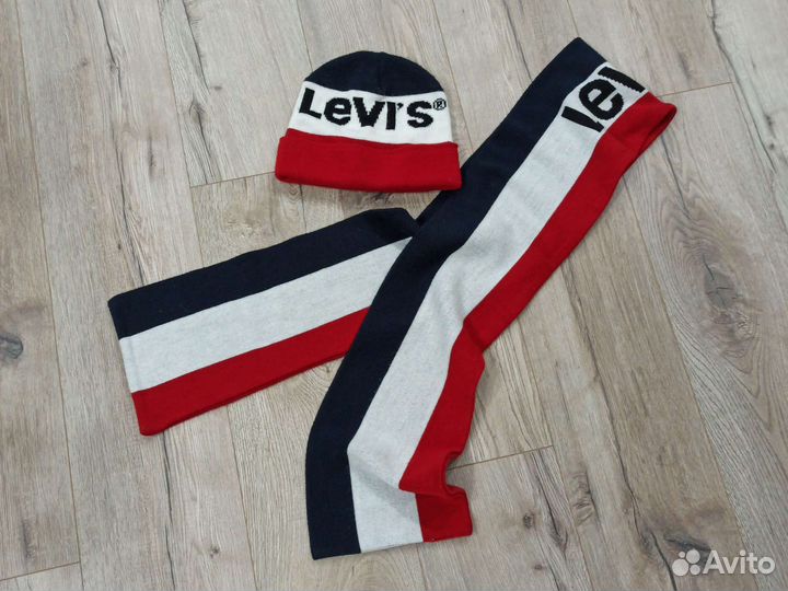 Комплект шапка и шарф Levi's