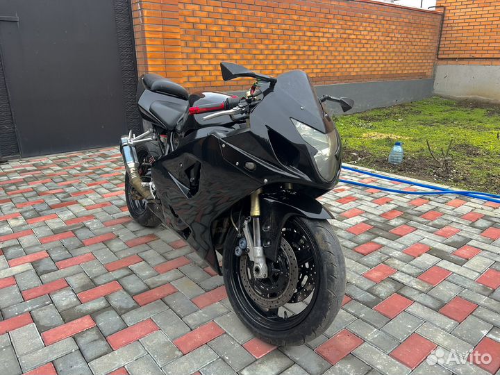 Suzuki gsx-r 600 k4