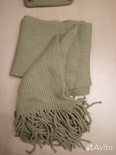 Комплект шапка и шарф женский