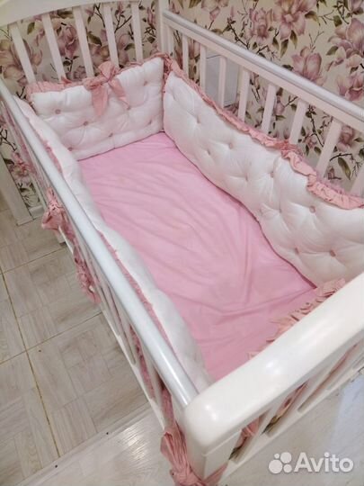 Бортики в детскую кроватку для девочки