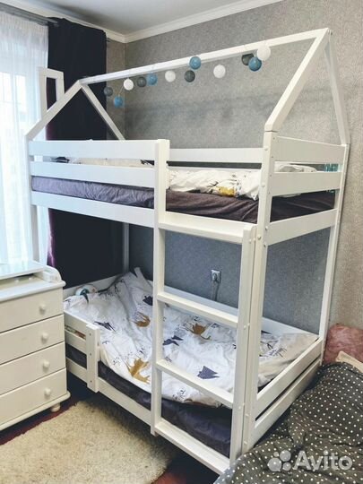 Кровать домик 