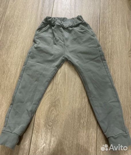 Костюм на рост 104