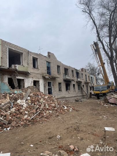 Рабочие, разнорабочие на чистку кирпича