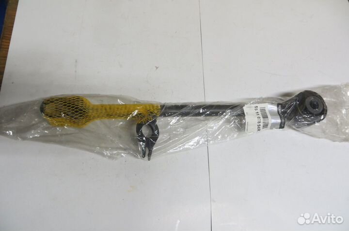 Renault 551107894R рычаг задней подвески продольны