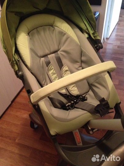 Продам коляску Stokke Xplory