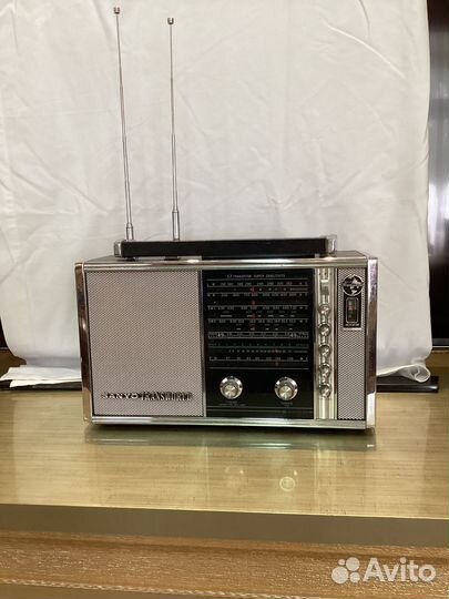 Sanyo transworld. Винтажный радиоприемник