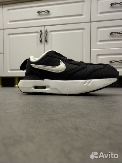 Кроссовки nike детские 26