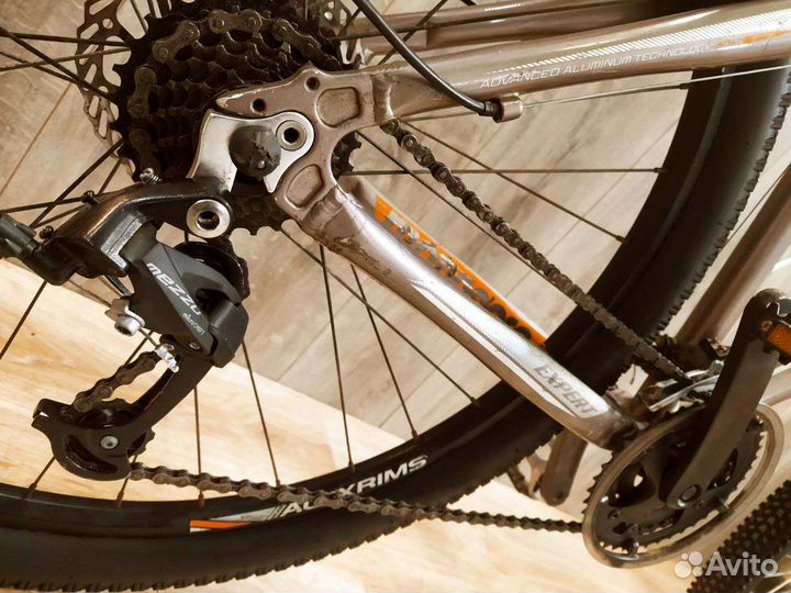 Велосипед 27.5 Mongoose Switchback Expert