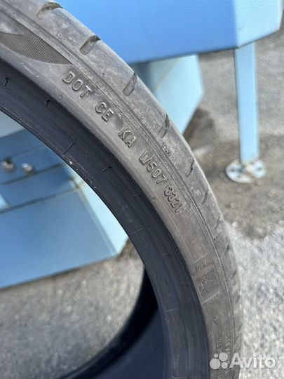 Pirelli P Zero 225/35 R20 90Y