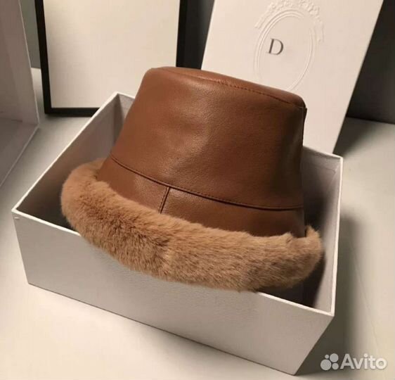 Шапка женская зимняя