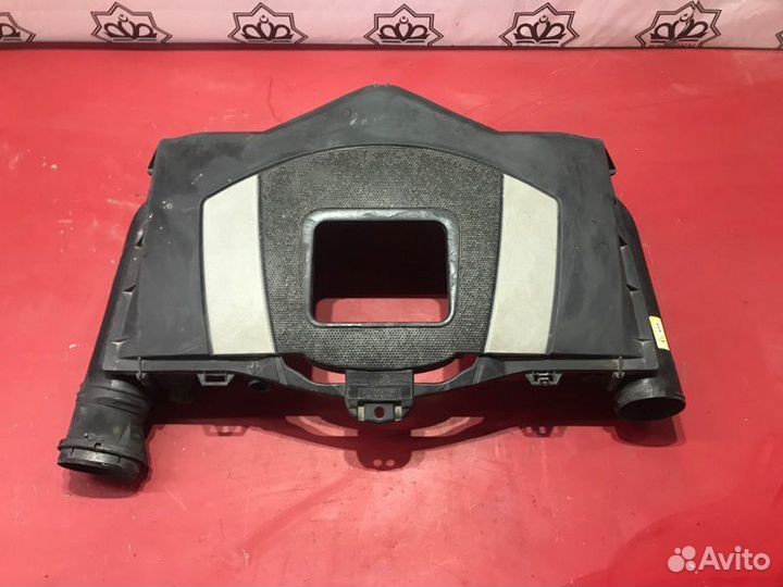 Корпус воздушного фильтра Mercedes Benz S-Class