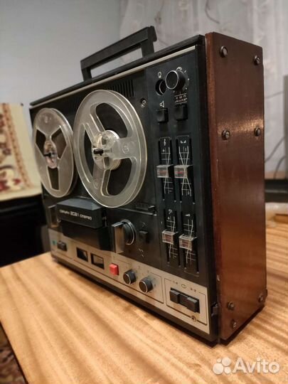 Катушечный магнитофон Сатурн-202-1-Стерео