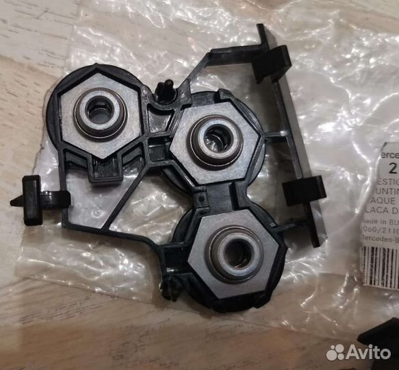 Mercedes W213 кронштейн панели прав кронштейн фары