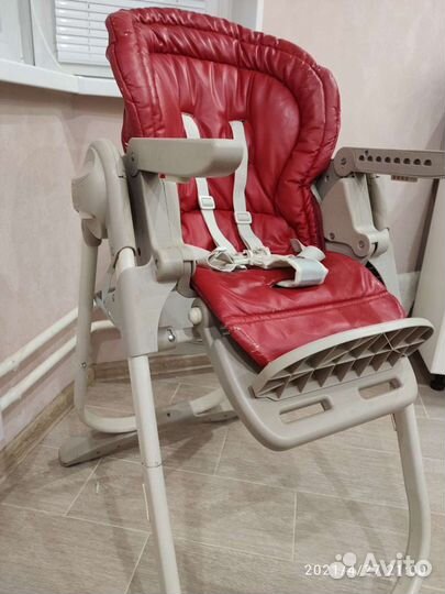 Детский стульчик для кормления chicco