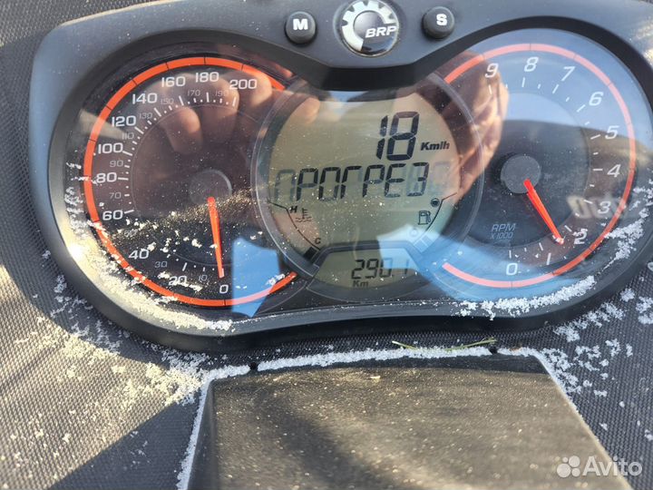 Снегоход BRP Commander 800R E-Tec 500км