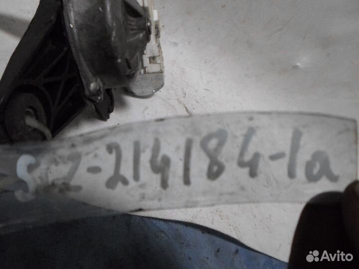 Моторчик стеклоочистителя задний Renault Scenic 2