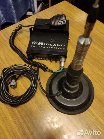 Автомобильная рация с антенной