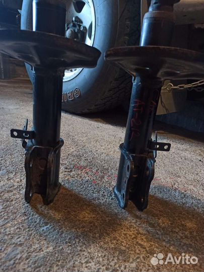 Стойки toyota carina, ат-212