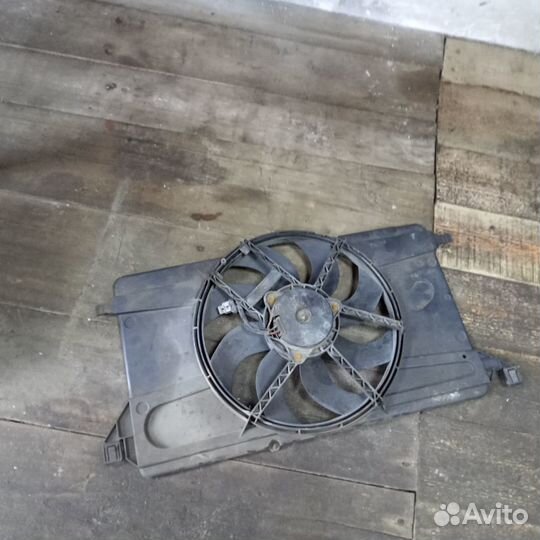 Вентилятор охлаждения Ford Focus 2 (Форд Фокус 2)