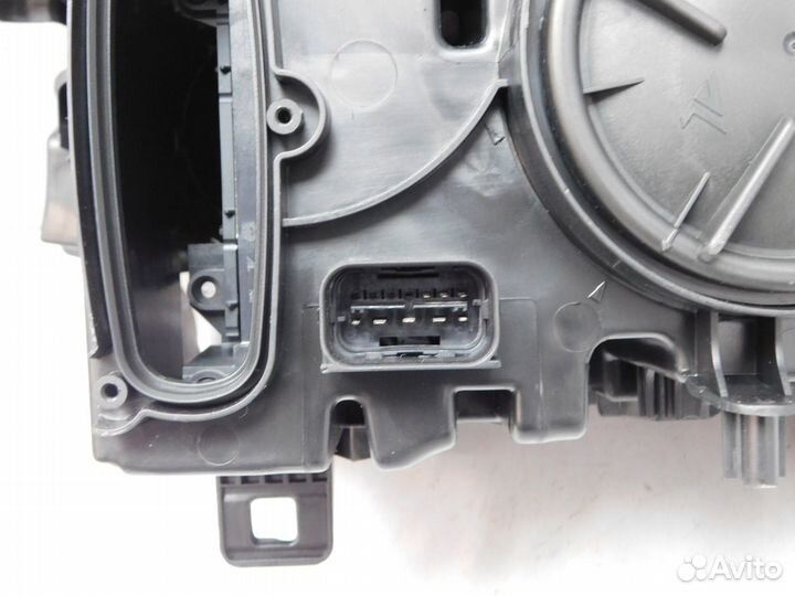 Фара правая BMW X3