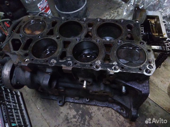 Блок цилиндров AYL vr6 24v