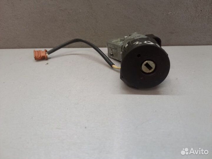 Замок зажигания Peugeot 301 2012