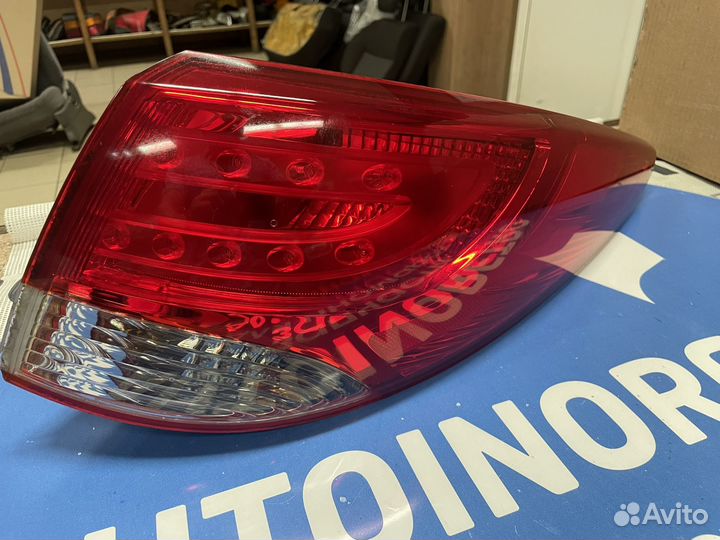 Фонарь правый hyundai IX35 924022Y000