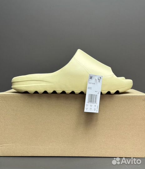 Тапочки Adidas Yeezy Slide 