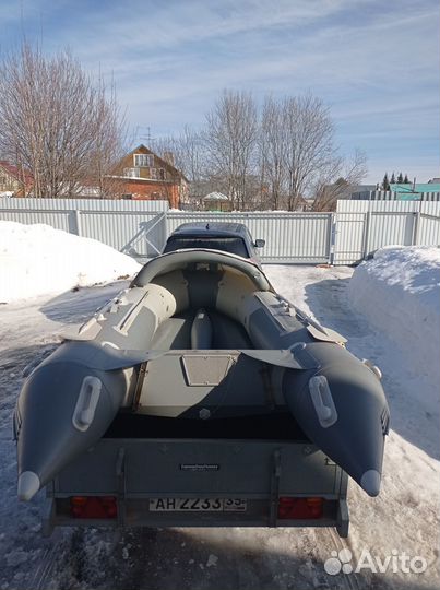Продается лодка с мотором