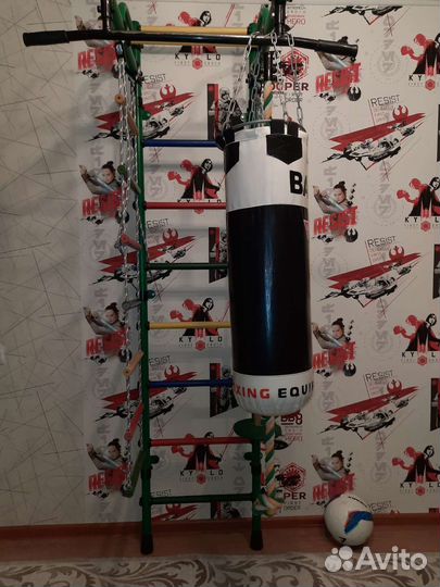 Шведская стенка с турником