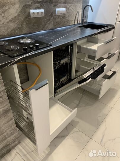 Белая прямая кухня ксп:37676