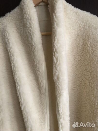Халат из овечей шерсти новый