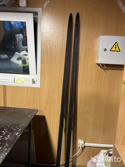 Беговые лыжи