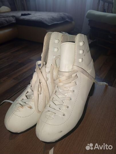 Коньки фигурные 37 размер