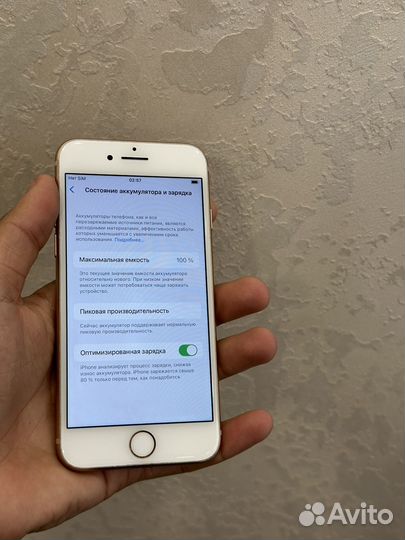 iPhone 8, 64 ГБ