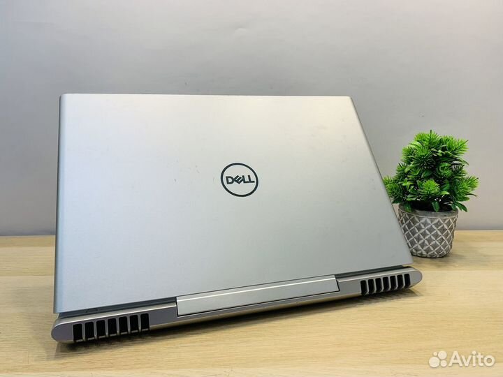 Игровой ноутбук Dell