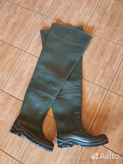 Сапоги болотники