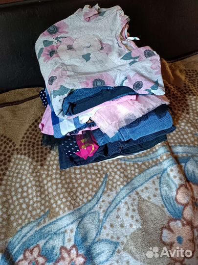 Вещи пакетом на девочку 122-128