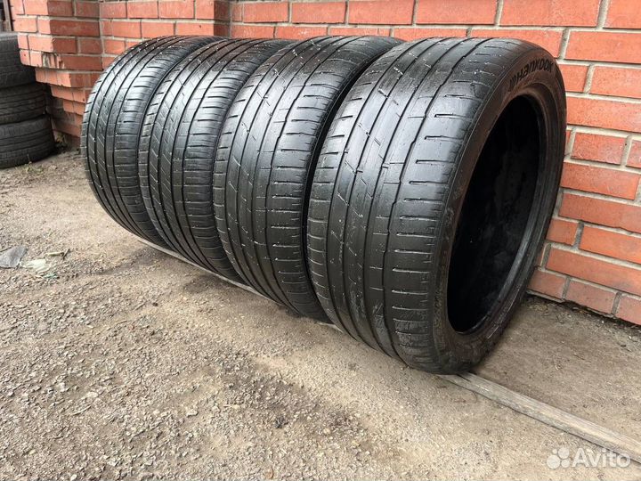 Hankook Ventus S1 Evo3 SUV K127A 285/40 R21 и 315/35 R21 111Y