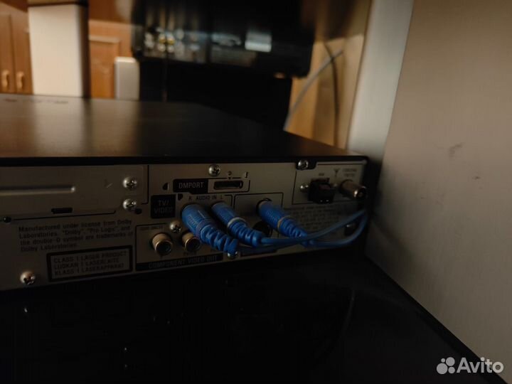 Домашний кинотеатр Sony dav-dz556kb