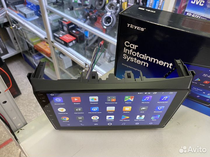 Магнитола Teyes CC2L Plus 1-16 Toyota Rav4