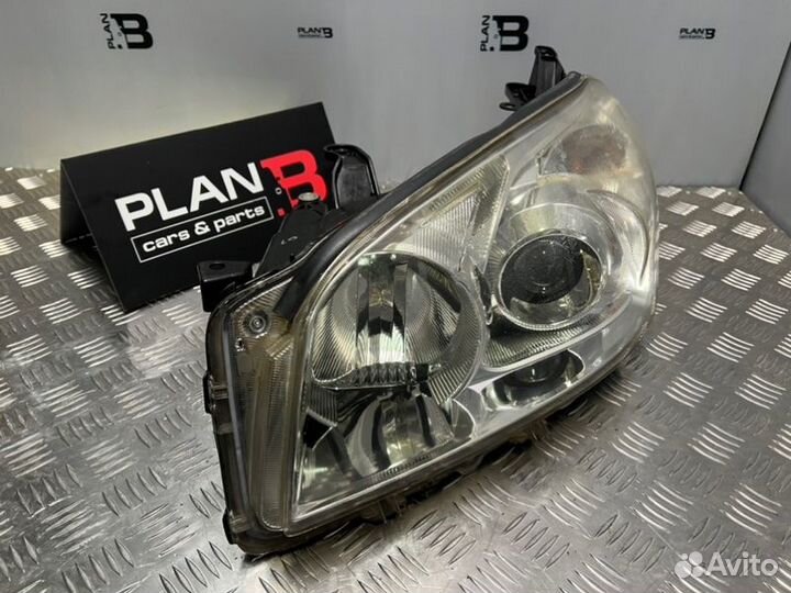 Фара ксеноновая передняя левая Toyota Rav4